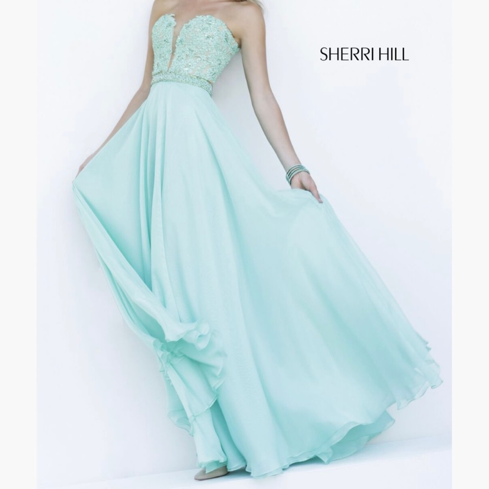 NWT Sherri Hill Gown size 2